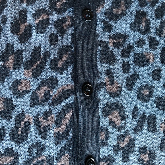 Ann Taylor Leopard Print Medium Sweater - Picture 7 of 11